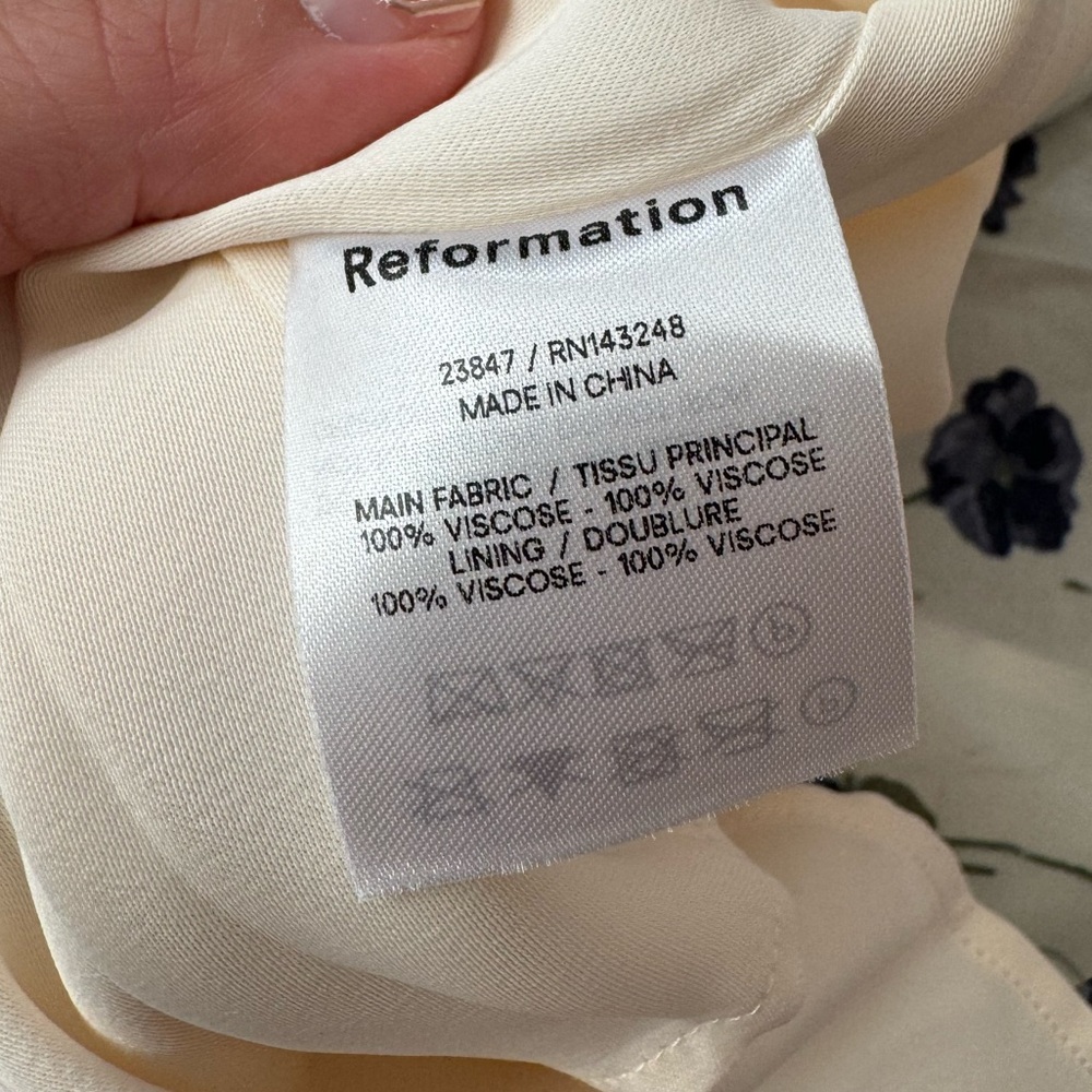 Reformation Kourtney Dress, Blueberry print, size 6 - Picture 8 of 9